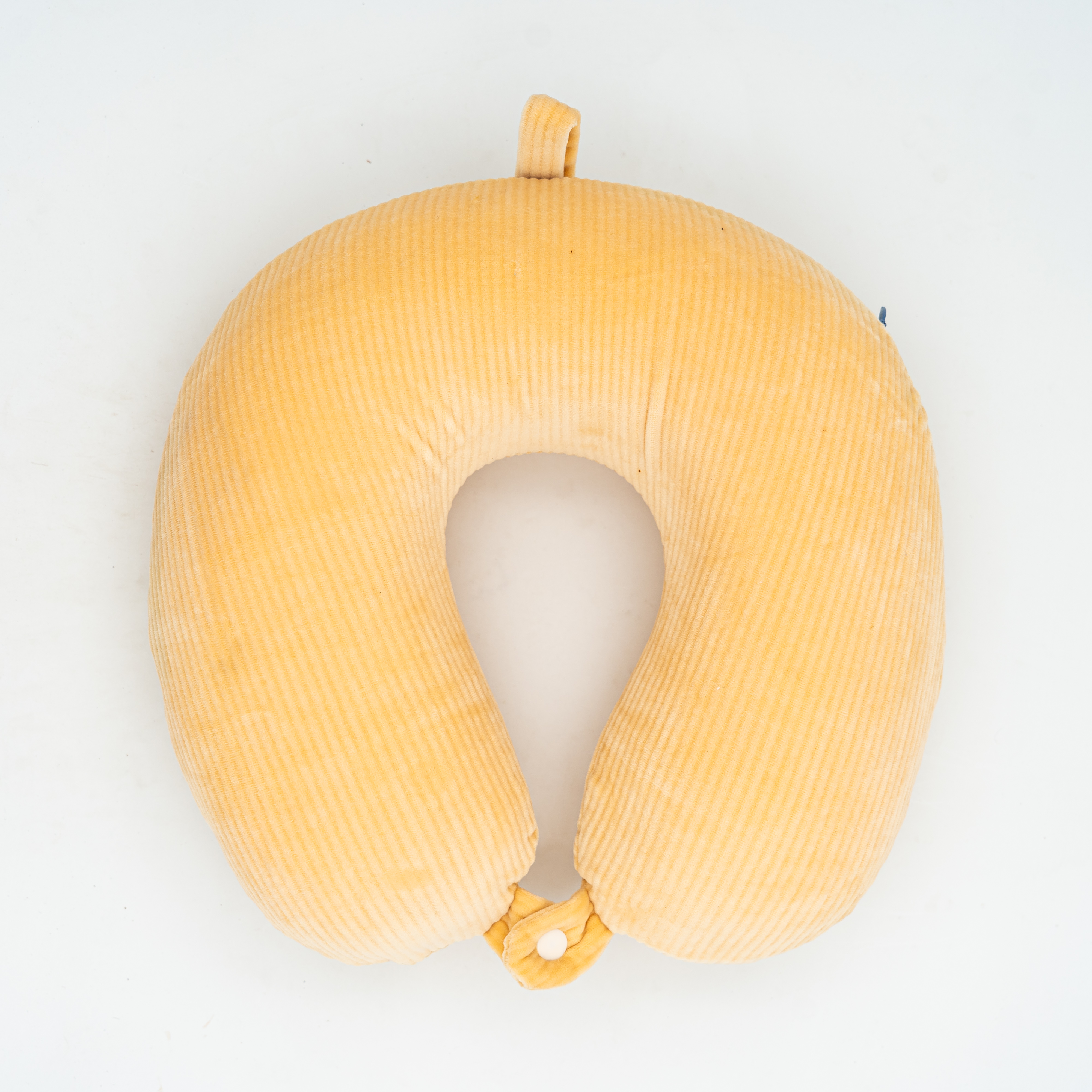 Neck Pillow Straight Line With Hook MRP635